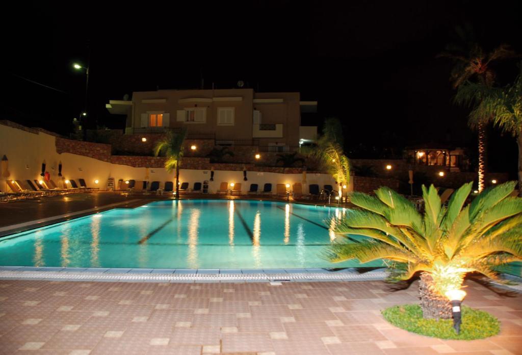 Real Palace Malia Exterior foto